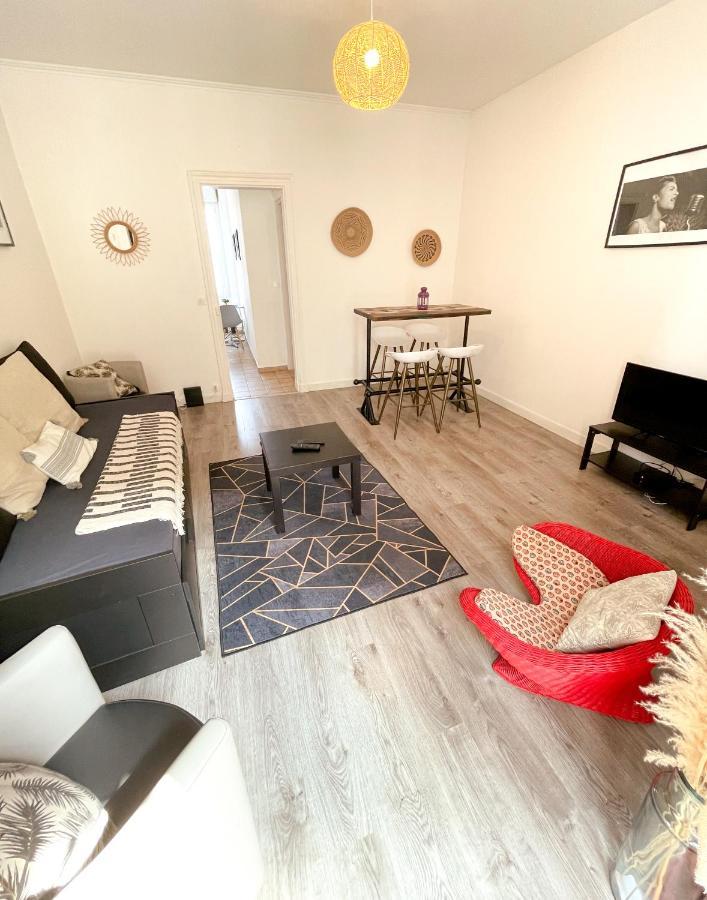 Cosy Olivettes Apartment น็องต์ ภายนอก รูปภาพ