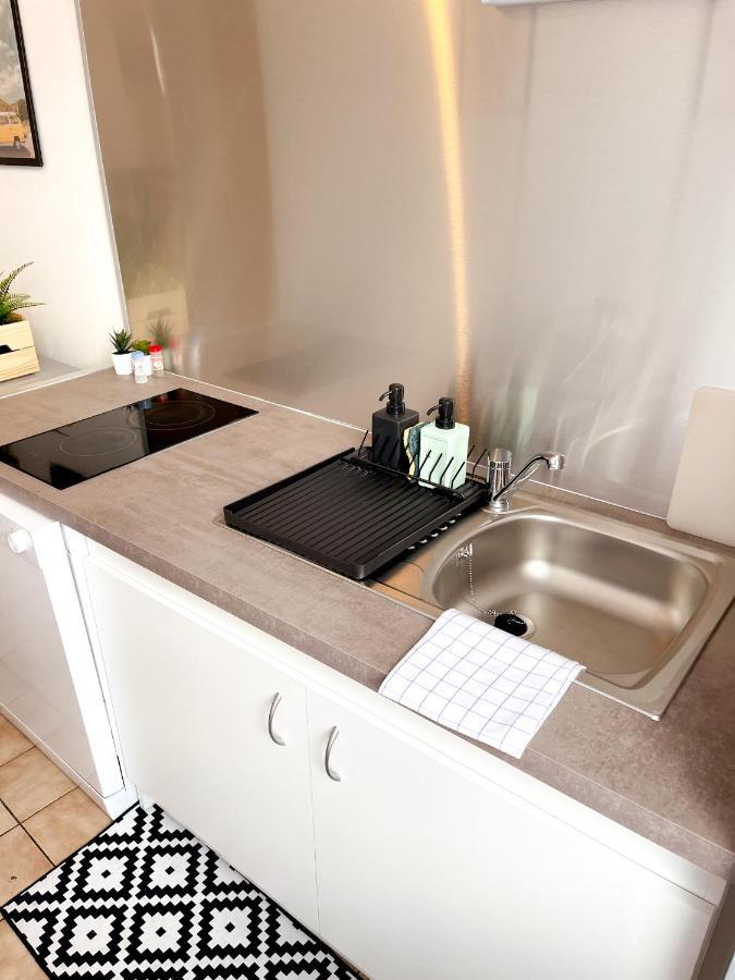 Cosy Olivettes Apartment น็องต์ ภายนอก รูปภาพ